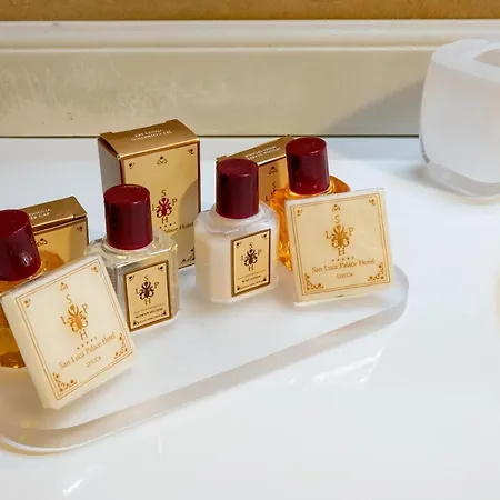 サン ルカ パレス 4* ルッカ
